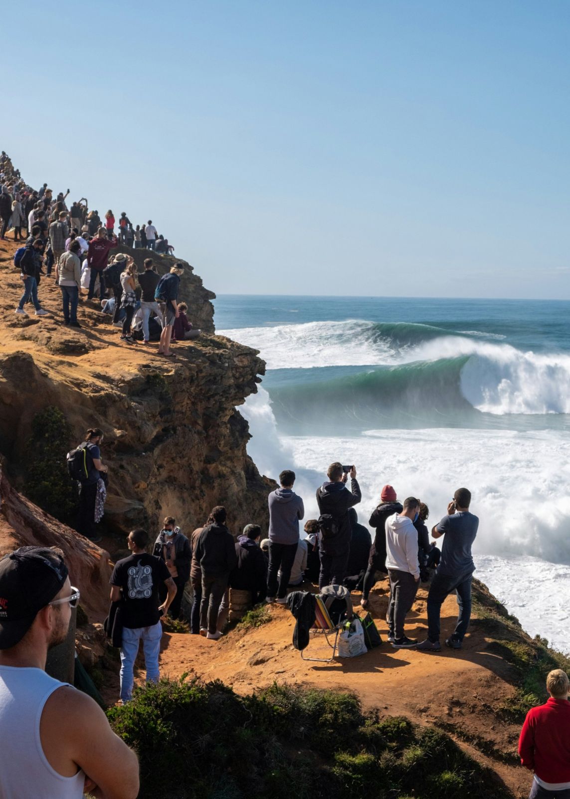 Giant waves in Nazaré