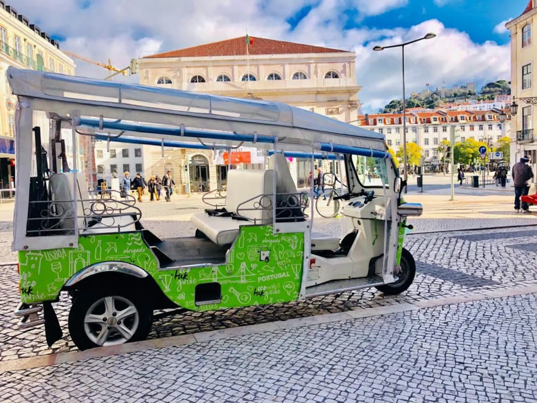 Electric tuk tuk in Rossio square